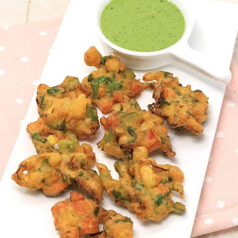Veg Pakauda (8 Pcs.)